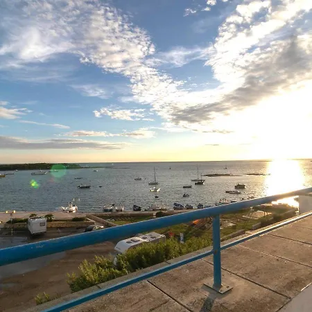Fronte Mare By Salentolimit Bed & Breakfast *